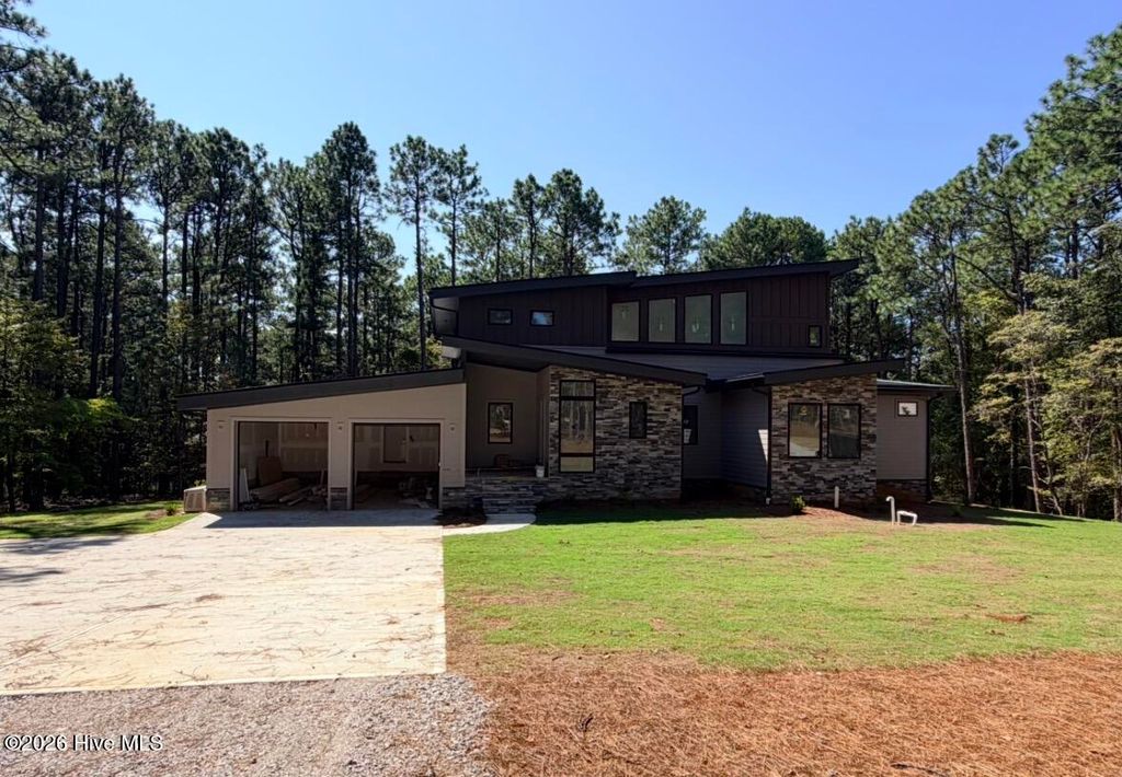 239 Hill Road, Southern Pines, NC 28387