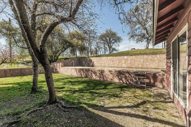 31638 Lodge Road, Auberry, CA 93602