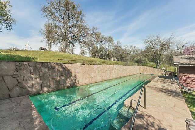 31638 Lodge Road, Auberry, CA 93602