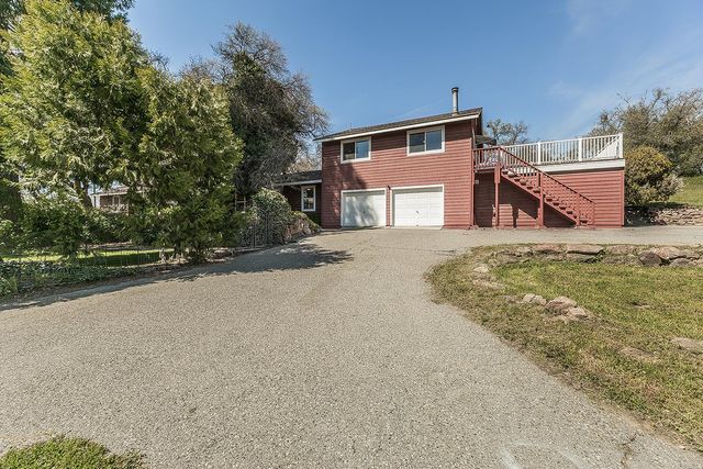 31638 Lodge Road, Auberry, CA 93602