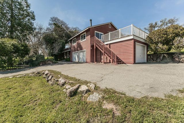 31638 Lodge Road, Auberry, CA 93602