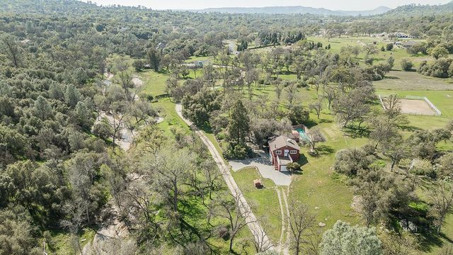 31638 Lodge Road, Auberry, CA 93602
