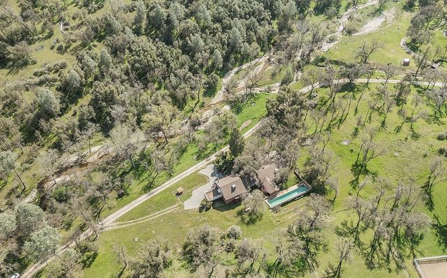 31638 Lodge Road, Auberry, CA 93602