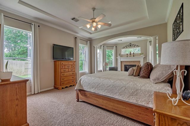 2500 Eagle Post Drive, Conroe, TX 77304