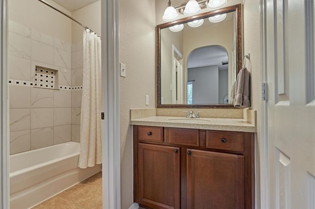 2500 Eagle Post Drive, Conroe, TX 77304