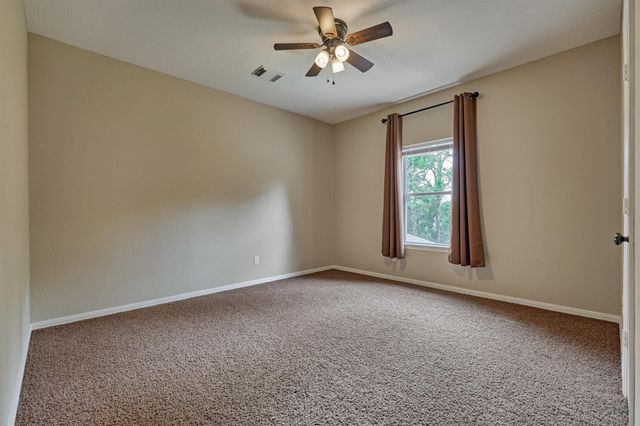 2500 Eagle Post Drive, Conroe, TX 77304