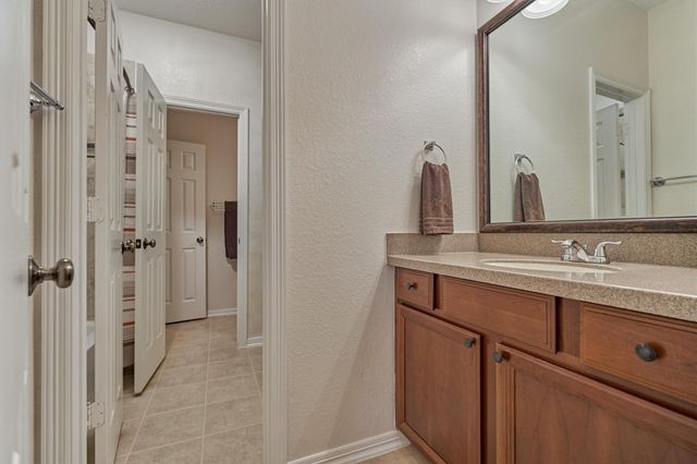 2500 Eagle Post Drive, Conroe, TX 77304