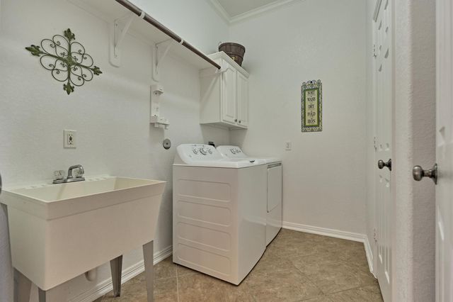 2500 Eagle Post Drive, Conroe, TX 77304