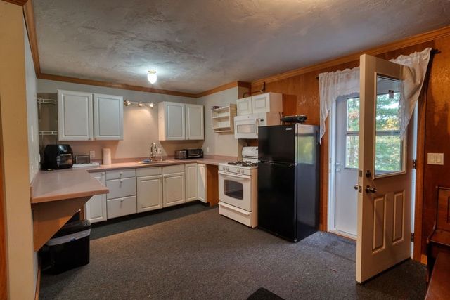 42 Kiley Way, Coventry, RI 02816