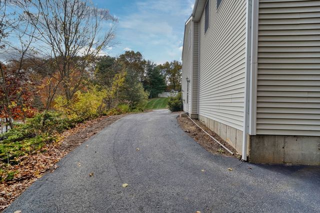 42 Kiley Way, Coventry, RI 02816