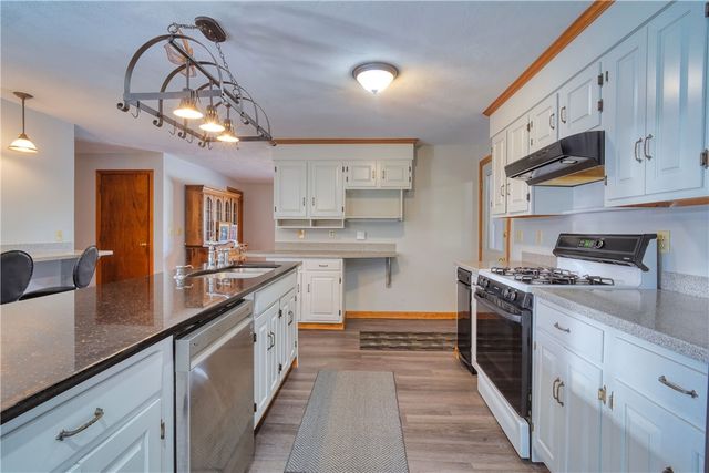 42 Kiley Way, Coventry, RI 02816