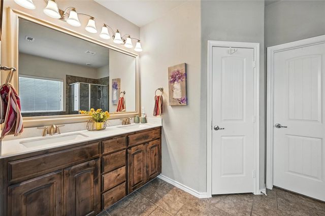 452 Delgany Trail, Fort Worth, TX 76052