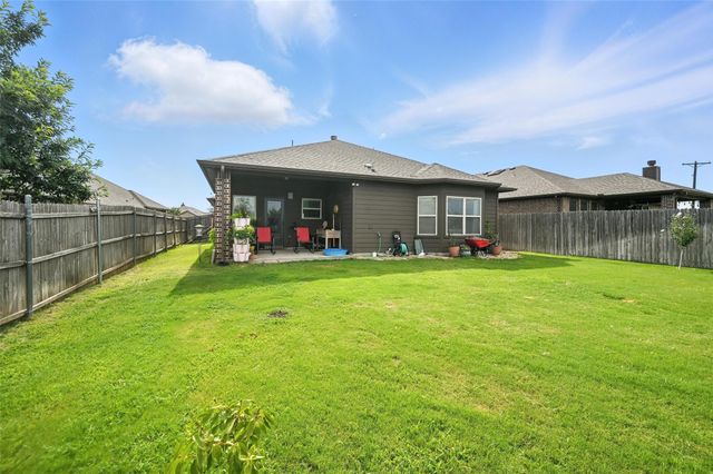 452 Delgany Trail, Fort Worth, TX 76052