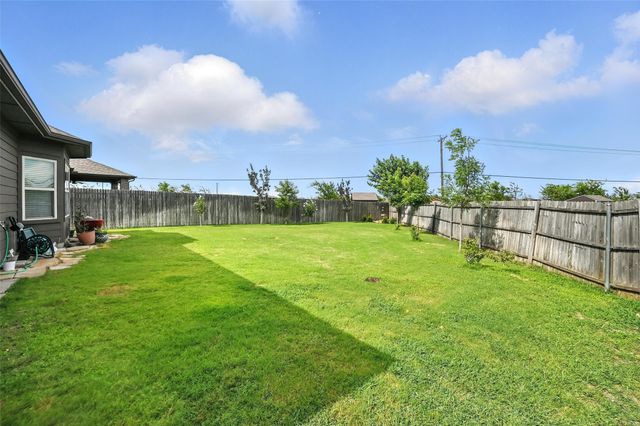 452 Delgany Trail, Fort Worth, TX 76052