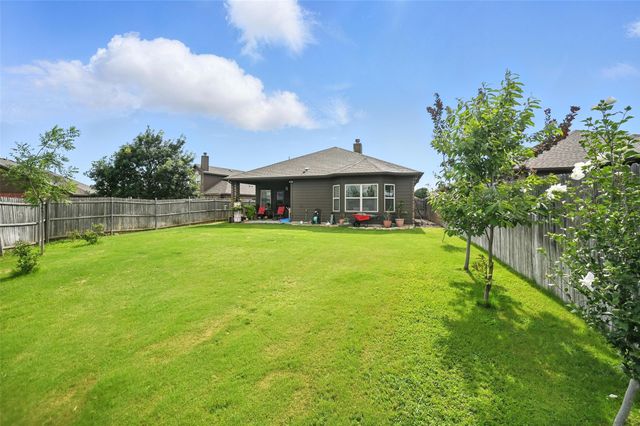 452 Delgany Trail, Fort Worth, TX 76052