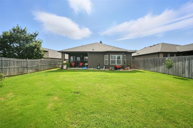 452 Delgany Trail, Fort Worth, TX 76052