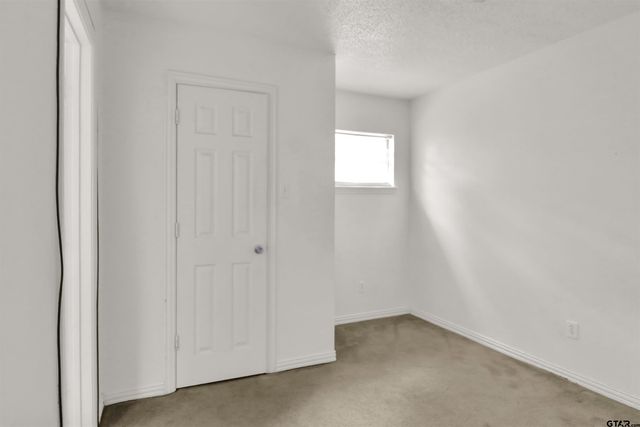 2006 Villa Dr, Tyler, TX 75703