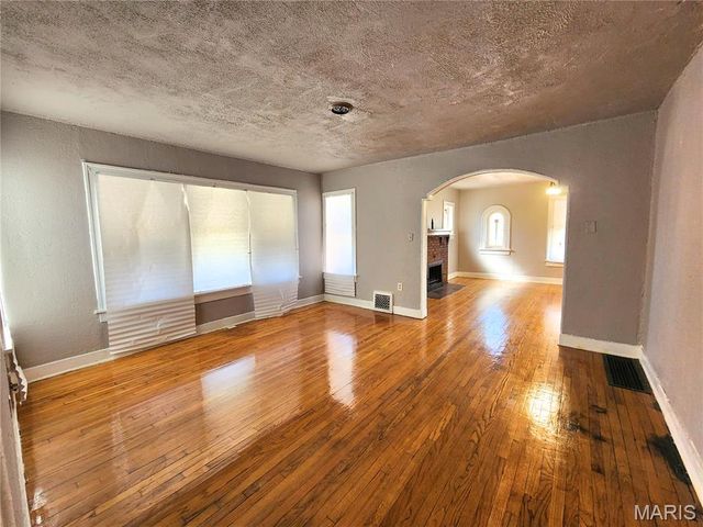 800 N 24th Street, East St Louis, IL 62205