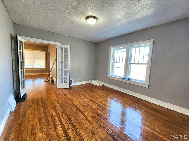 800 N 24th Street, East St Louis, IL 62205