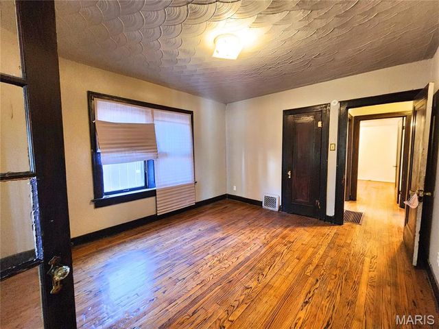 800 N 24th Street, East St Louis, IL 62205