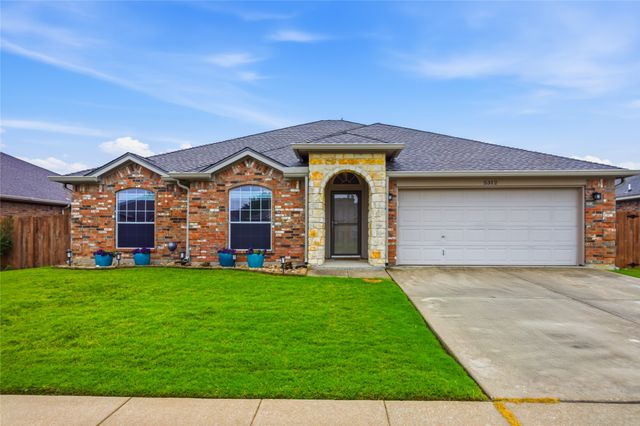 5312 Malibu Street, Fort Worth, TX 76244