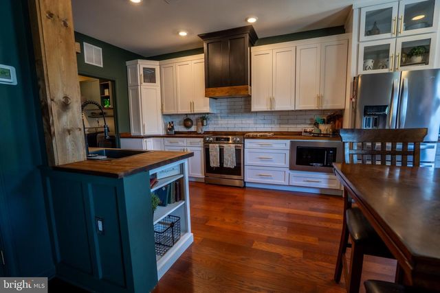 41 RAPPAHANNOCK RUN, Falling Waters, WV 25419