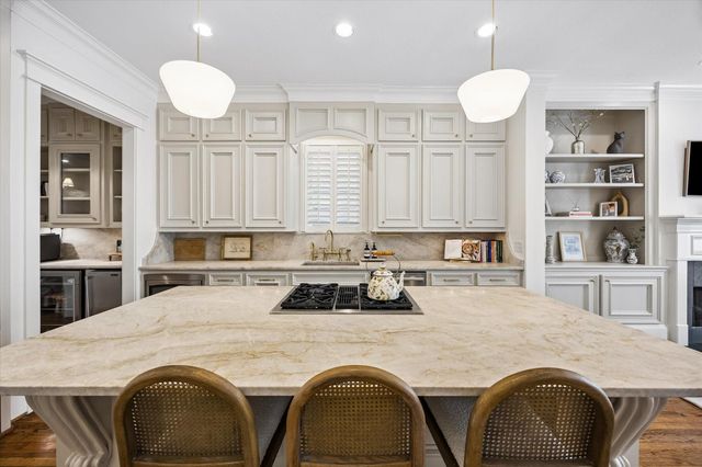 316 Aurora Street, Houston, TX 77008