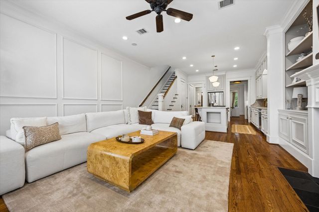 316 Aurora Street, Houston, TX 77008