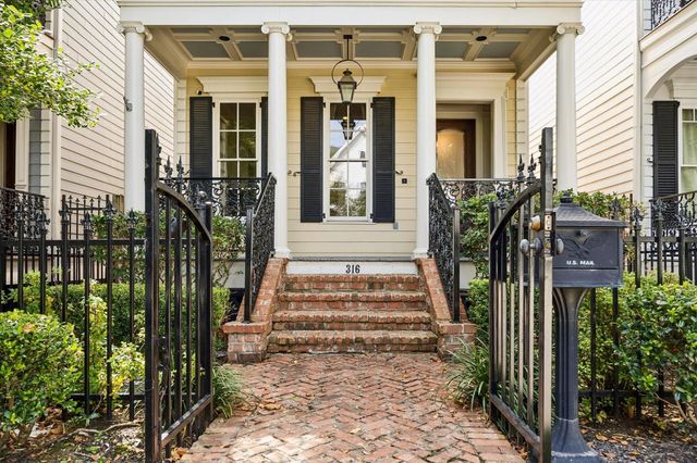316 Aurora Street, Houston, TX 77008