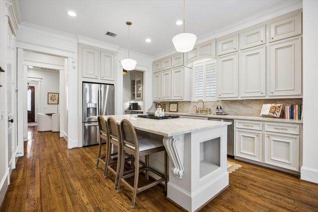 316 Aurora Street, Houston, TX 77008