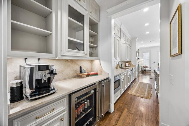 316 Aurora Street, Houston, TX 77008