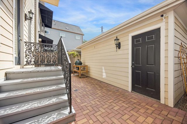 316 Aurora Street, Houston, TX 77008