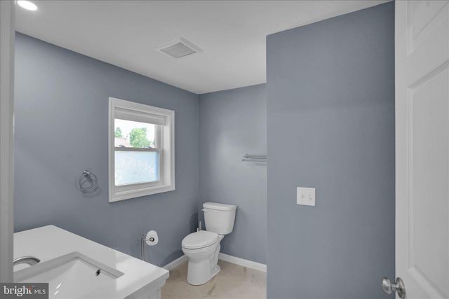 2659 W SOUTH ST, Allentown, PA 18104