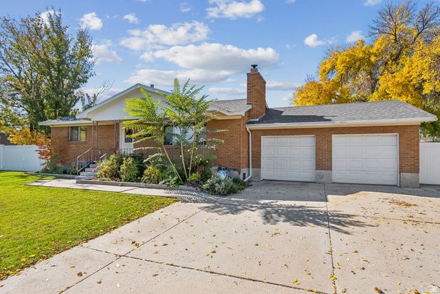 3896 S CAMPFIRE CIR, West Valley City, UT 84119