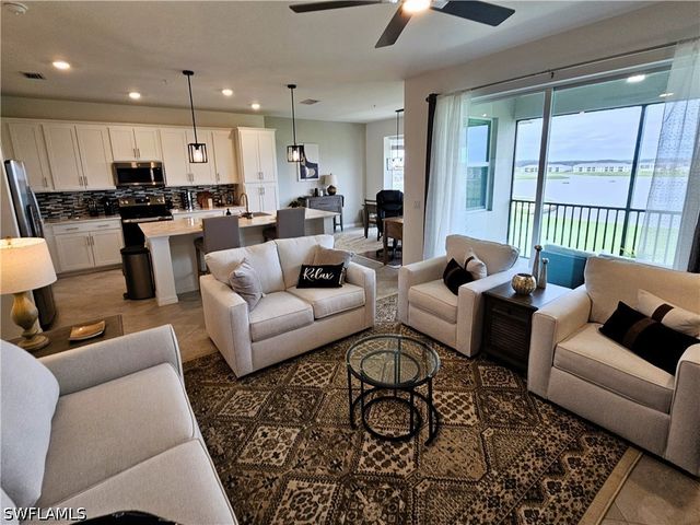 5807 Double Eagle CIR 4645, Ave Maria, FL 34142
