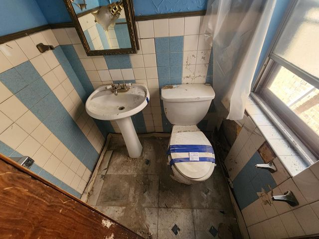 420 W 98TH Street, Chicago, IL 60628