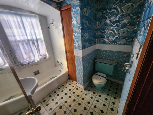 420 W 98TH Street, Chicago, IL 60628