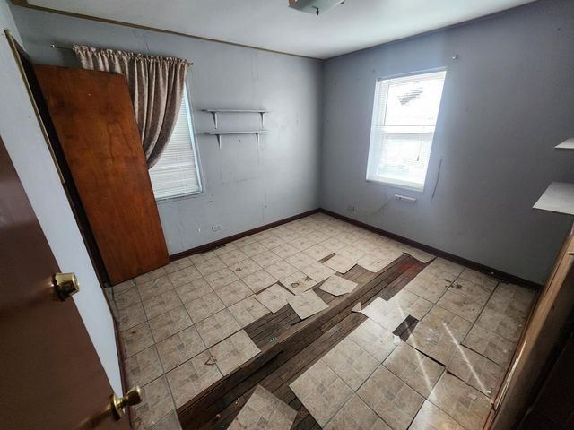 420 W 98TH Street, Chicago, IL 60628