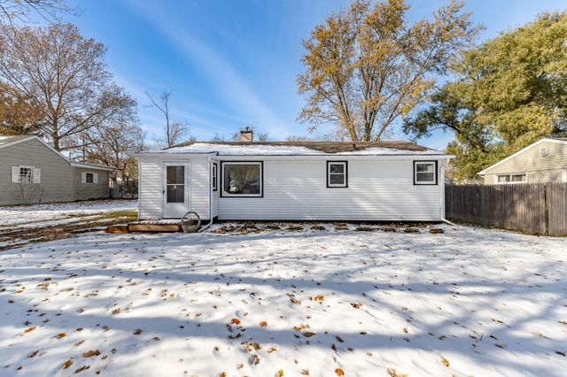 8406 Ellsworth Court, Merrillville, IN 46410