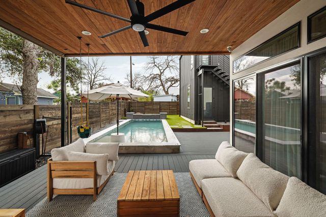 1804 Walnut Ave, Austin, TX 78702