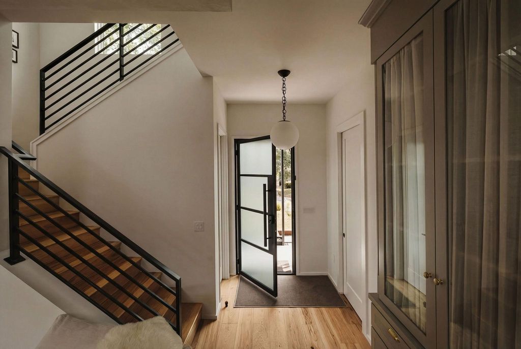 1804 Walnut Ave, Austin, TX 78702