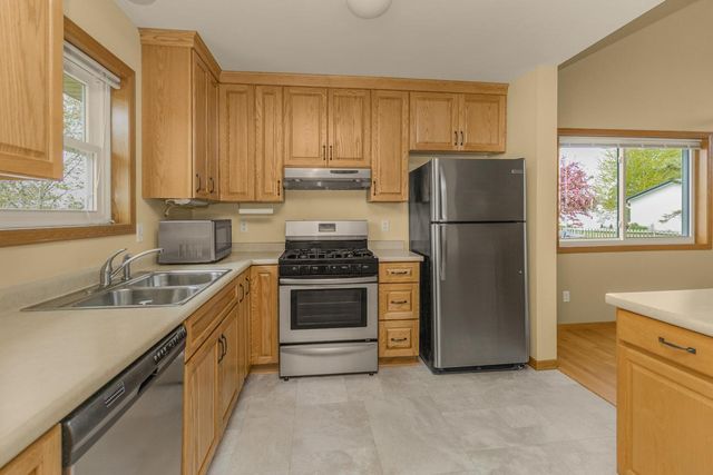 6078 144th Street N, Hugo, MN 55038