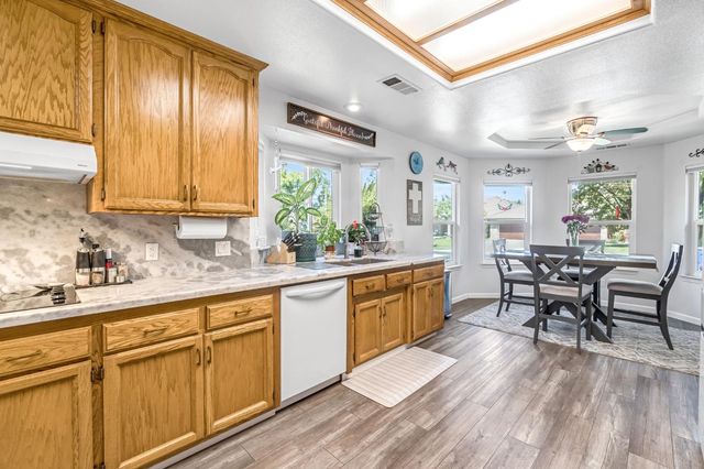 1405 Lincoln Lane, Lemoore, CA 93245