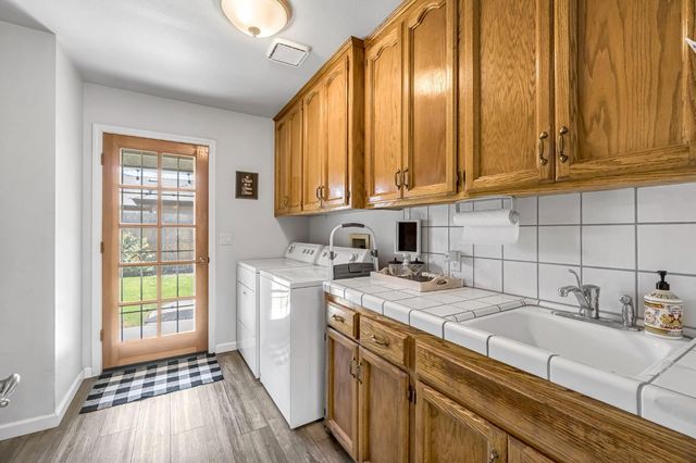 1405 Lincoln Lane, Lemoore, CA 93245