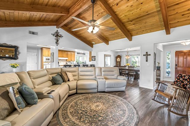 1405 Lincoln Lane, Lemoore, CA 93245