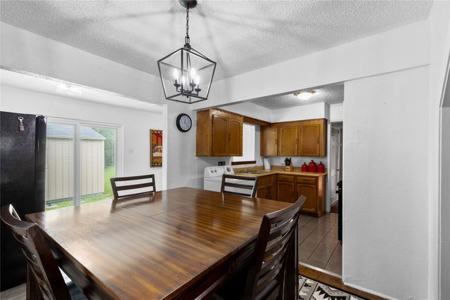 1109 N Jim Miller Road, Dallas, TX 75217