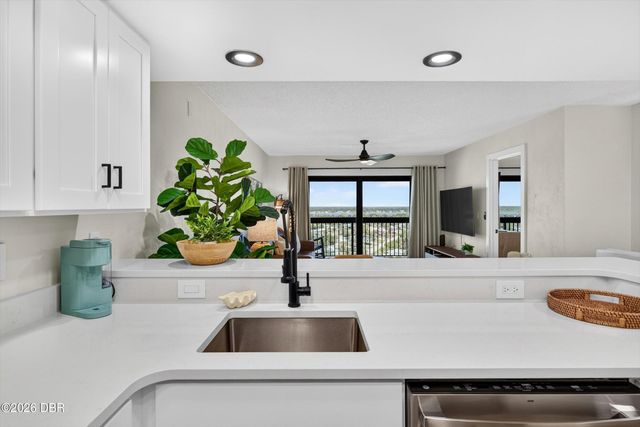 1513 Ocean Shore Blvd Apt A10, Ormond Beach, FL 32176