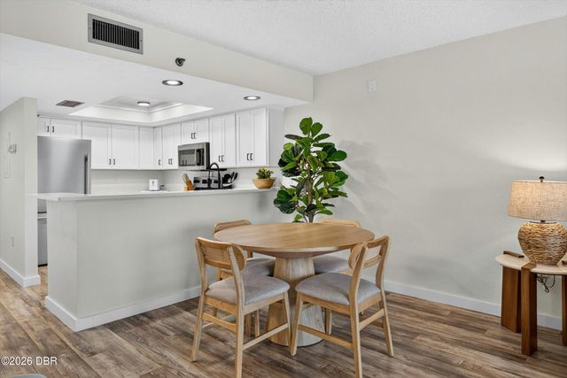 1513 Ocean Shore Blvd Apt A10, Ormond Beach, FL 32176