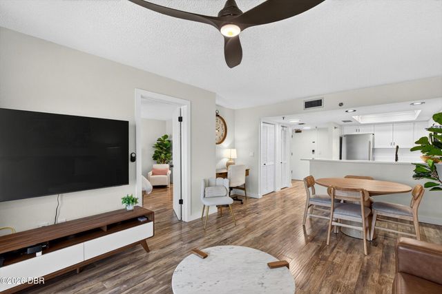 1513 Ocean Shore Blvd Apt A10, Ormond Beach, FL 32176