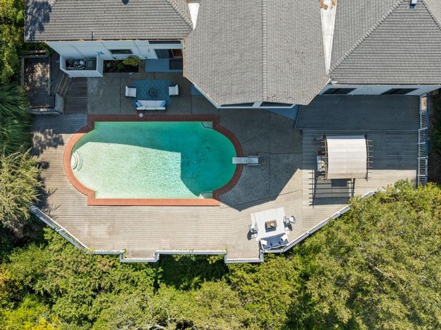 1407 Carlton Road, Hillsborough, CA 94010
